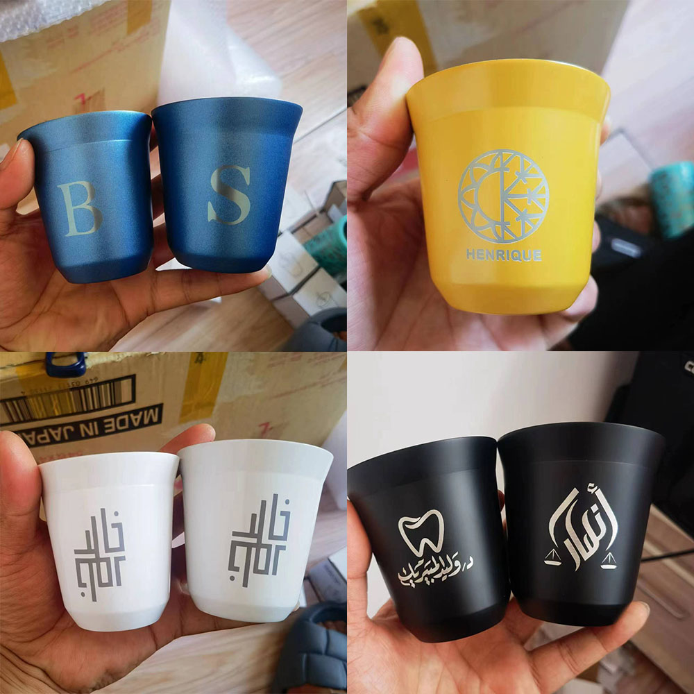 Canecas de Espresso Isoladas d - Coffee Tea Name avaliação e preço